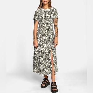 NWT RVCA dreamscape midi dress Small Medium